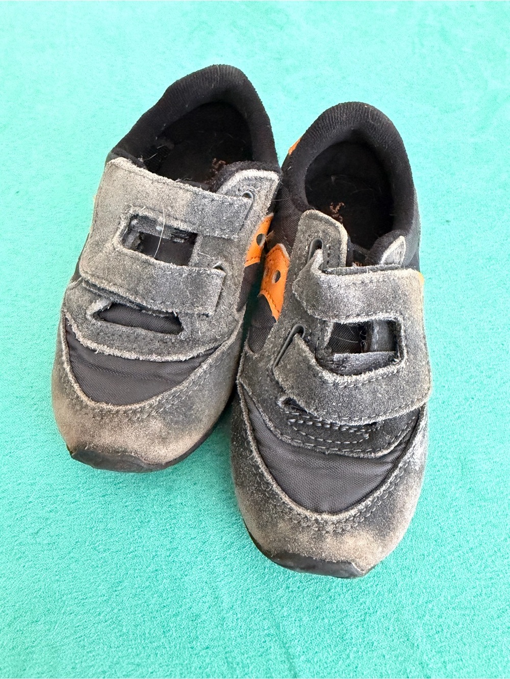 Saucony Kids Gray and Black Sneakers with Orange Accent